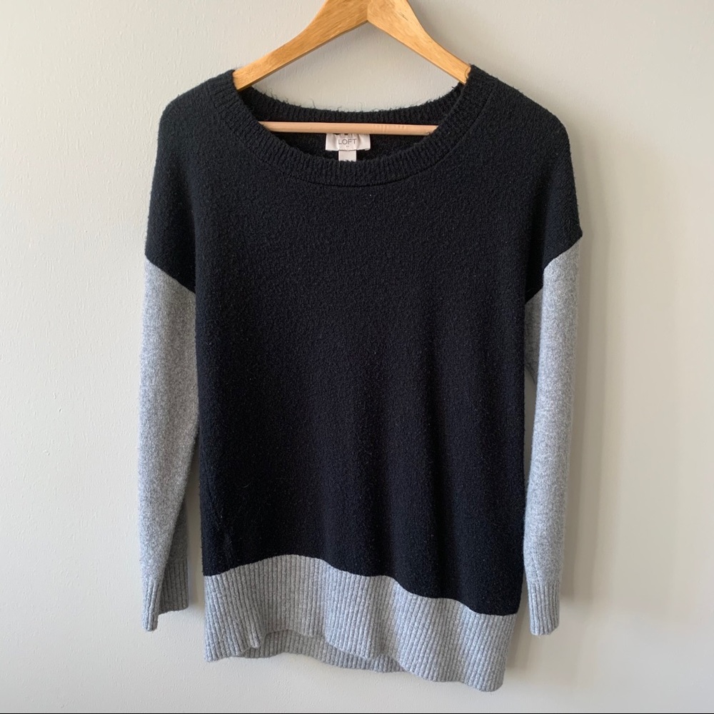 LOFT Sweater - Small